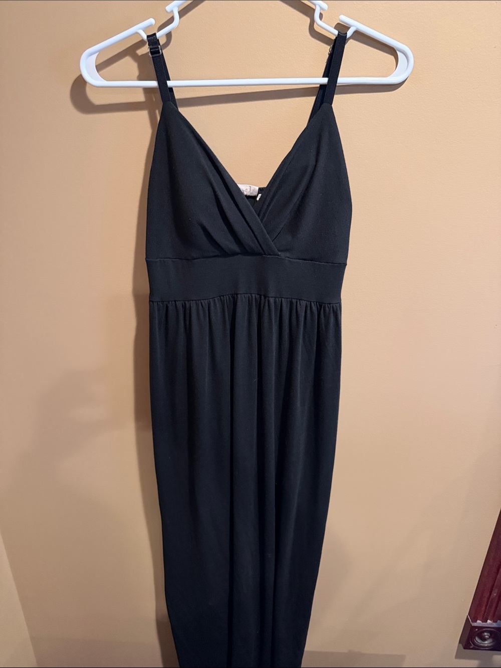 Classic Black VβNeck Maxi Dress